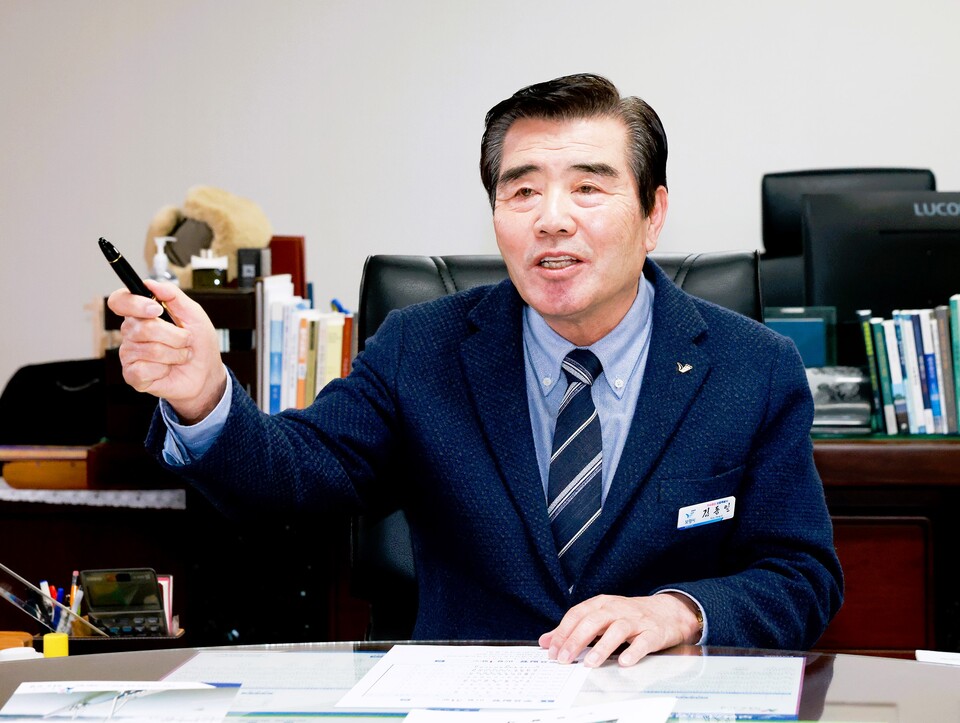 김동일 보령시장이 2025년도 중앙부처 예산확보를 위해 발로 뛰는 행정을 실천하고 있다. 보령시 제공.