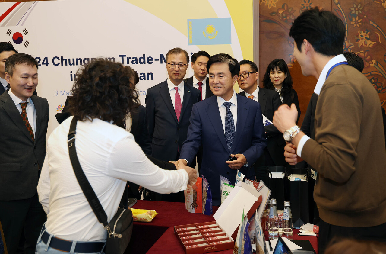 김태흠 충남지사가 지난 2일 중앙아시아 출장길에 올랐다. 6박 7일간의 공무를 마치고 8일 귀국하는 가운데 경제영토 확장과 지방외교 활성화에 방점을 찍었다. 충남도 제공. 