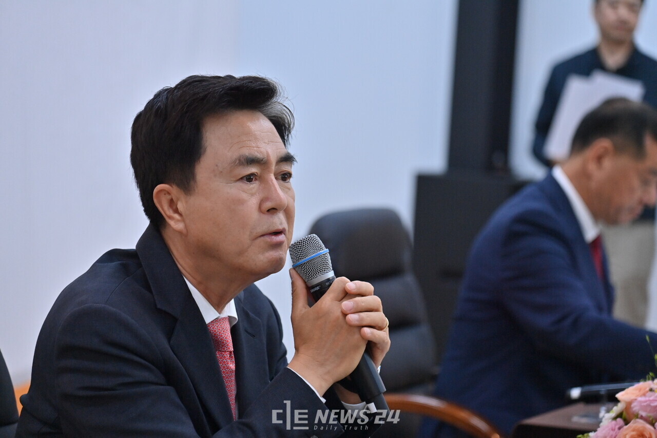 김태흠 충남지사가 20일 오후 공주고마아트센터에서 열린 '