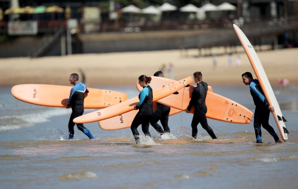 사진=만리포해수욕장 서핑(태안군청)