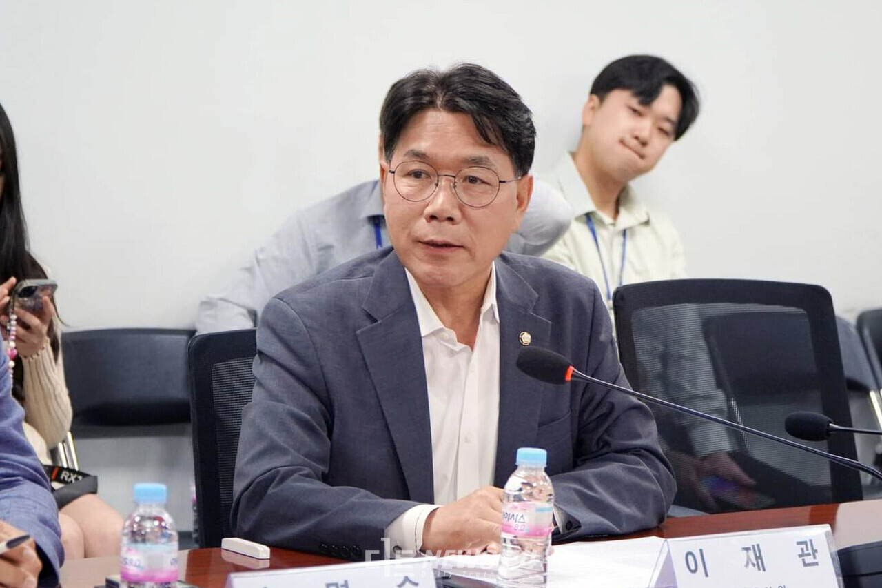 국회 산업통상자원중소벤처기업위원회 소속 이재관 더불어민주당 국회의원(충남 천안을)이 국가첨단전략산업을 보호하고, 소부장 산업을 육성키 위한 법안을 대표발의했다. 자료사진.