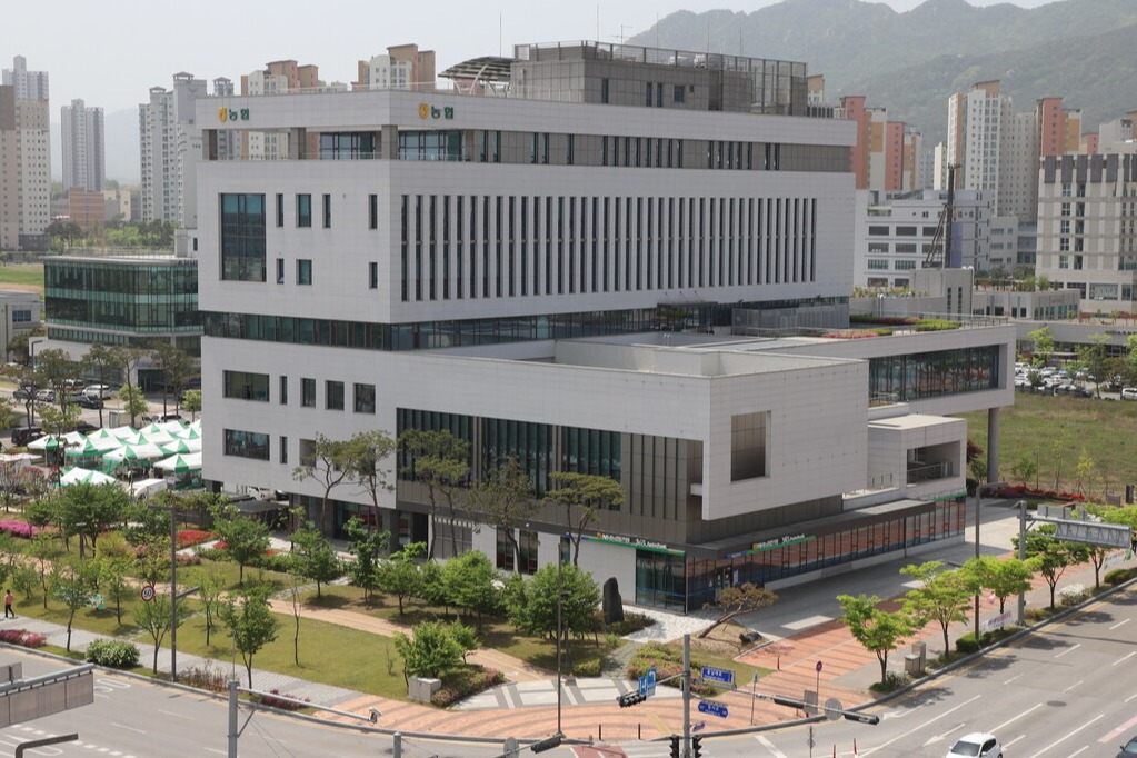 농협은행 충남본부 전경. 