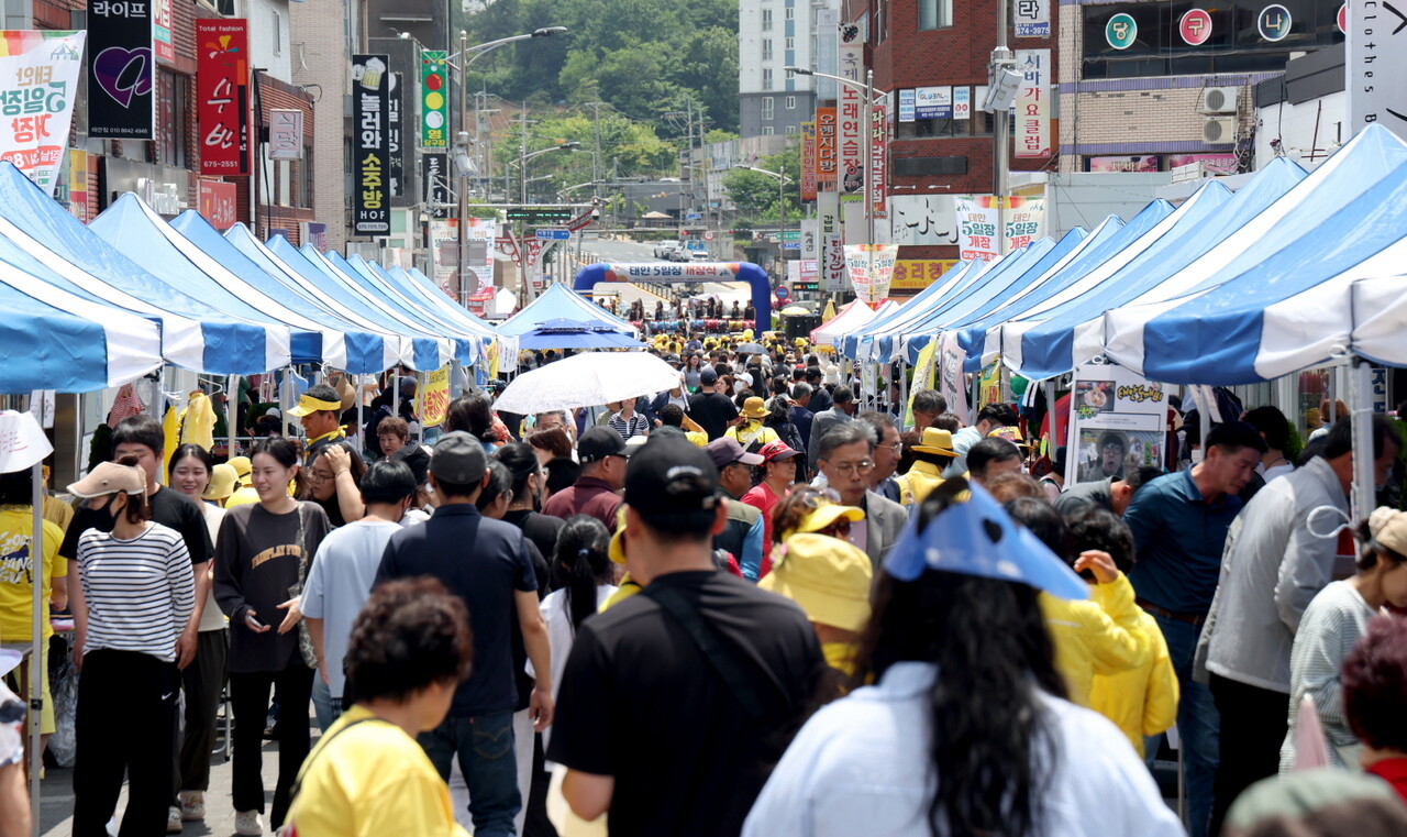 35년 만에 부활한 태안오일장. 태안군
