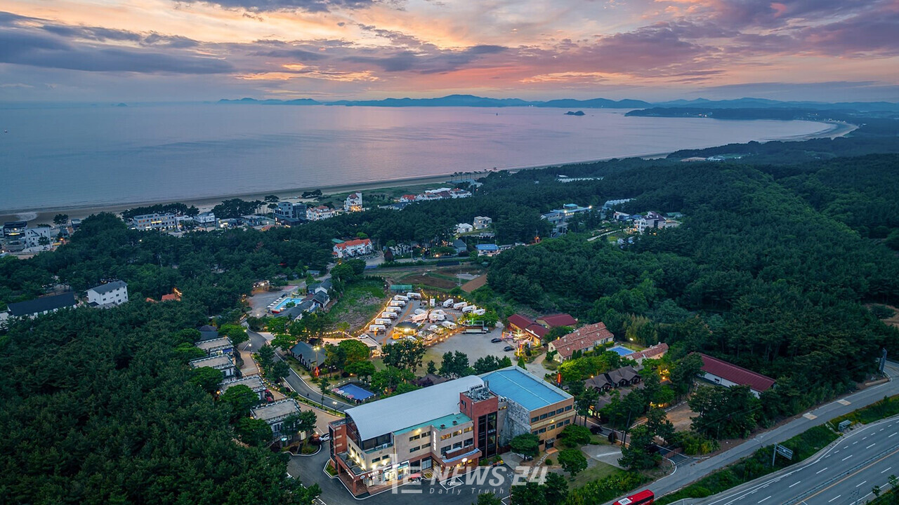 남면 청포대 해수욕장의 경우 캠핑객들로부터 입소문을 타고 전년 대비 무려 96% 증가한 3만 7770명이 방문했다. 사진 청포대썬셋