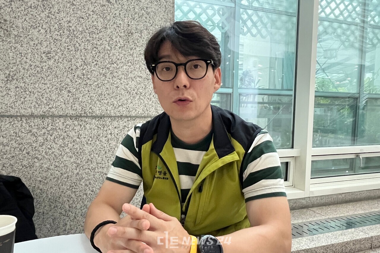 이상호 대전공공어린이재활병원 정상화를 위한 환아가족 및 노동·시민사회대책위원회 집행위원장을 27일 대전시청에서 만났다. 유솔아 기자.  