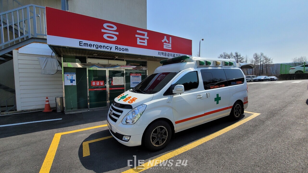 보령아산병원이 2일부터 보호자의 간병비 부담을 줄이기 위한 ‘간호·간병 통합서비스 병동’ 운영을 시작했다. 보령아산병원 응급실 자료사진. 보령시