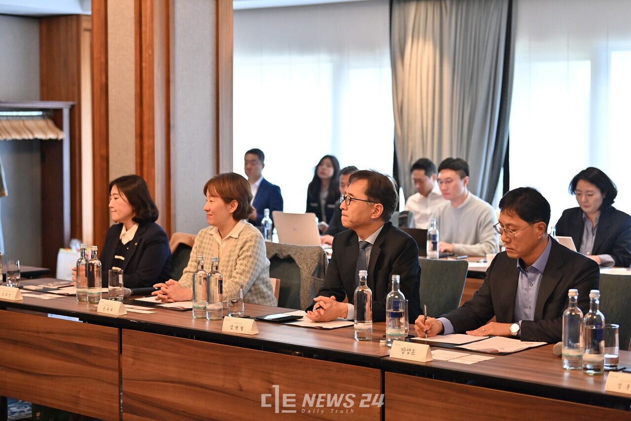 유럽에 진출한 한국 기업 다수는 EU의 '탄소중립' 정책 규제에 고충을 토로하며 정부차원의 관심과 제도적 대응이 뒷받침돼야 한다고 입을 모았다. 김다소미 기자. 