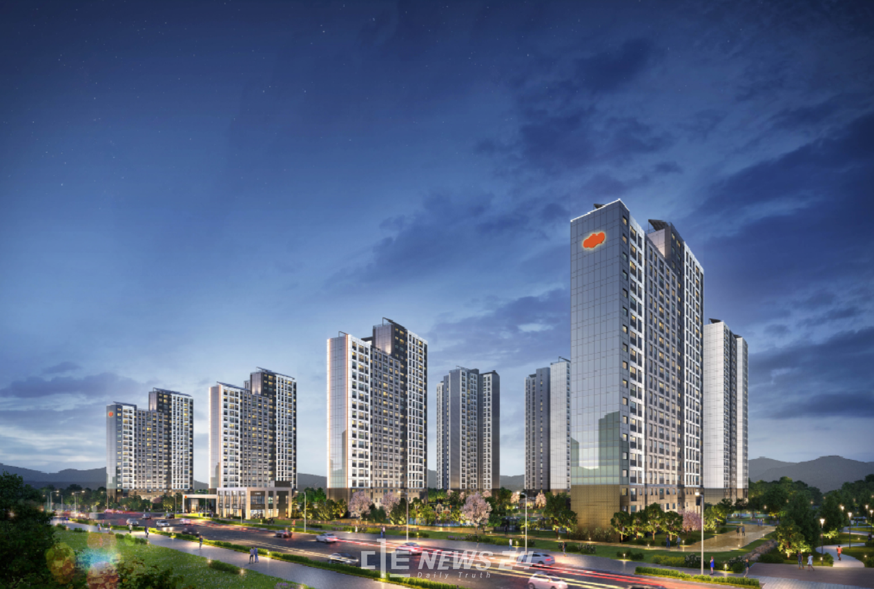 충남도는 오는 25일부터 30일까지 충남형 도시리브투게더 첫 사업 특별 공급 대상자를 모집한다. 내포신도시에 조성하는 ‘이(e)편한세상 내포 퍼스트 드림’이며, 전체 공급량 949세대 중 20%가량인 190세대를 특별 공급으로 모집한다. 충남도