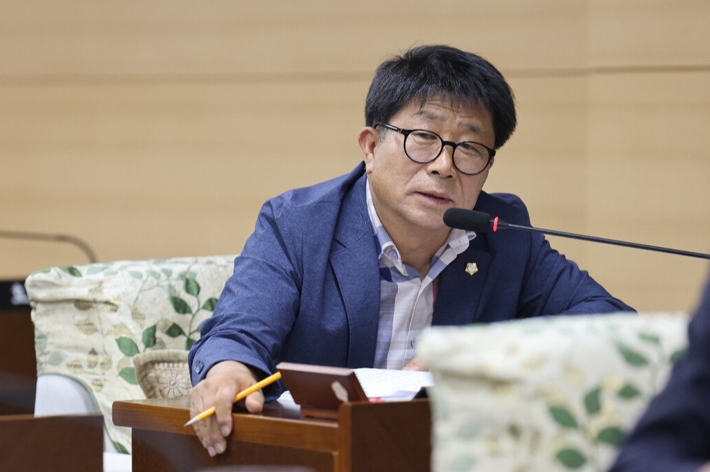 감사원 결토보고서에 따르면 군의회는 감사원이 세 차례에 걸쳐 요청한 뒷받침 자료 보완 요청을 이행하지 않은 것으로 확인됐다. 조덕연 의원, 자료사진. 