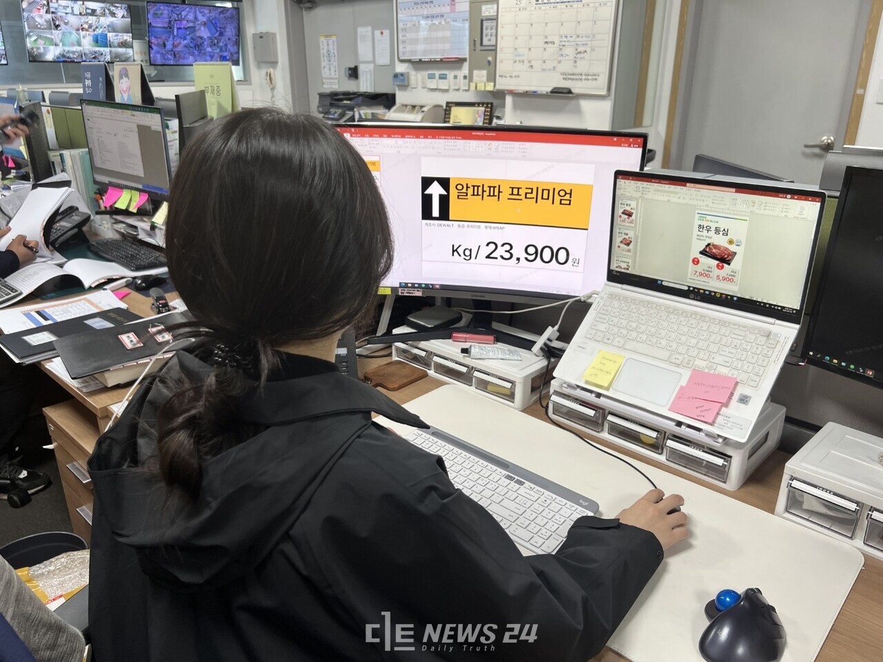 대전의 한 대학교에 재학 중인 이효원 씨는 지난해 여름 방학때 우연히 충남 보령시가 주선한 단기인턴으로 보령 지역 한 기업체에서 일한 뒤 이번 겨울방학에는 해당 기업에 직접채용돼 근무 중이다. 보령시