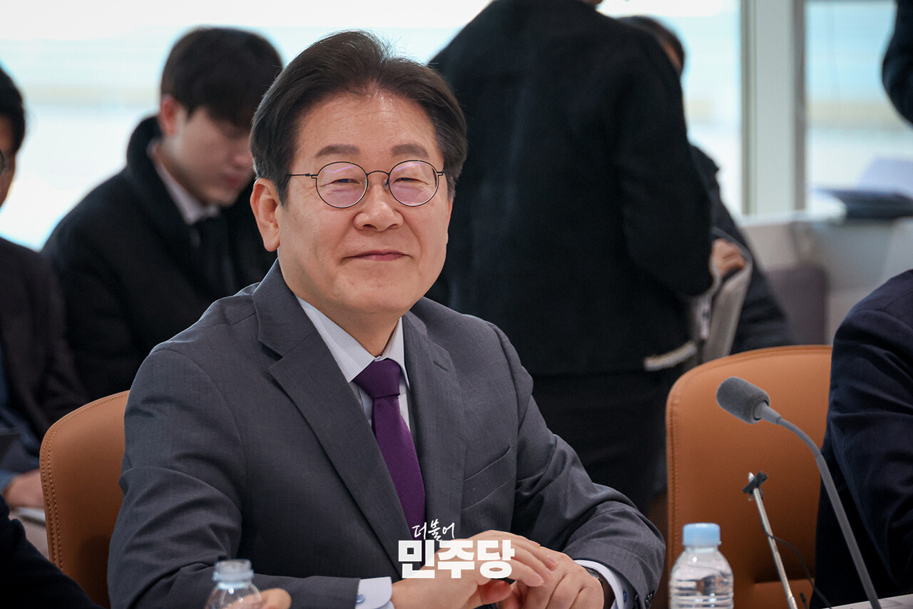 서울고법 형사6-2부가 26일 오후 이재명 더불어민주당 대표(사진)의 허위사실공표 혐의에 대해 무죄를 선고했다. 자료사진(더불어민주당 제공). 