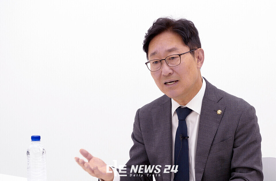 국회 탄핵소추단 위원인 박범계 더불어민주당 의원(대전 서구을)이 31일 박찬대 민주당 원내대표의 ‘중대결심’과 관련해 “한덕수 총리(대통령 권한대행) 탄핵소추도 검토할 수 있다는 내심을 갖고 있는 것 아닌가라는 생각”이라고 밝혔다. 자료사진. 디트뉴스DB