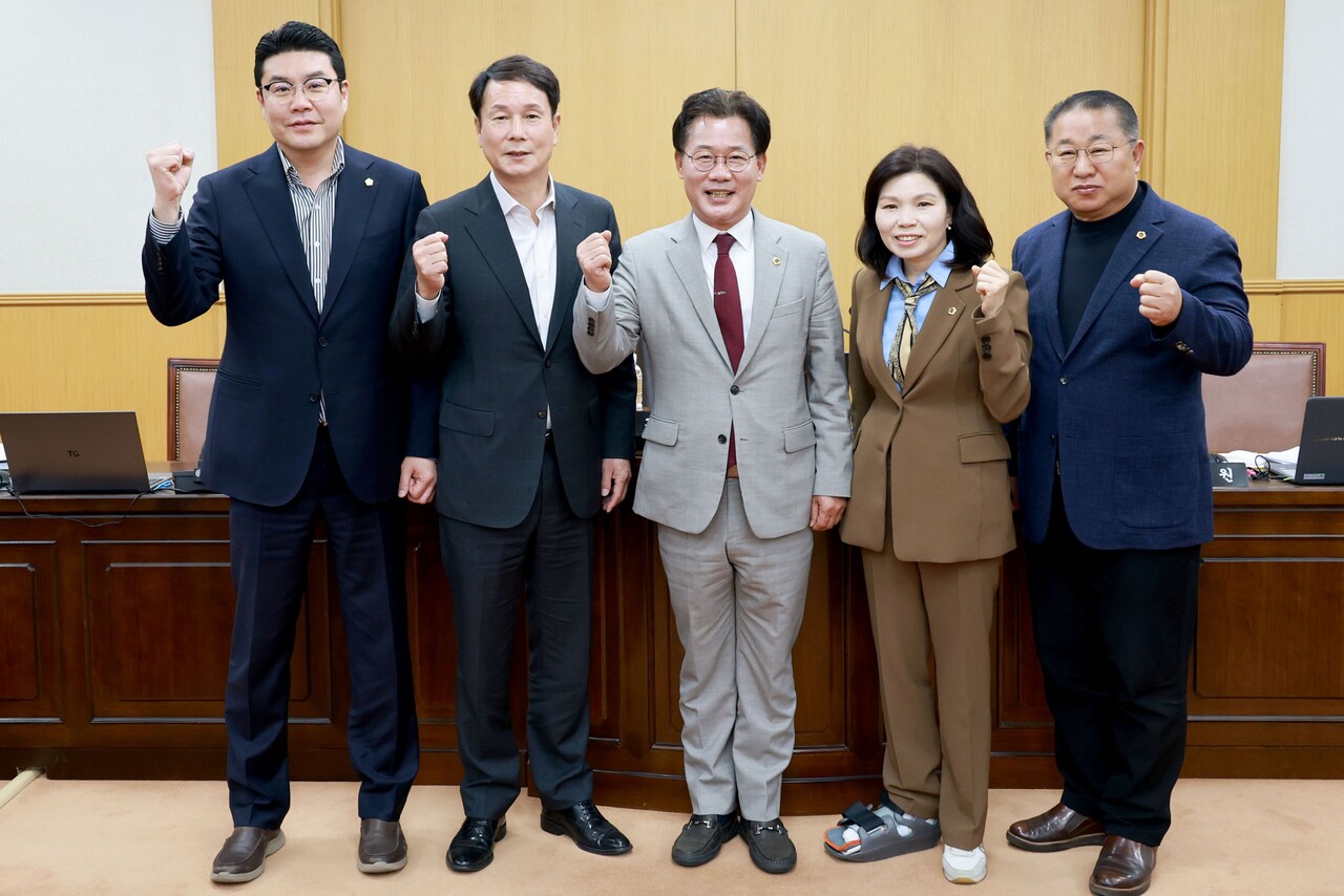 대전시의회 대전·충남 행정통합 특별위원회가 10일 첫 회의를 열고 본격적인 활동에 돌입했다. 시의회 제공. 