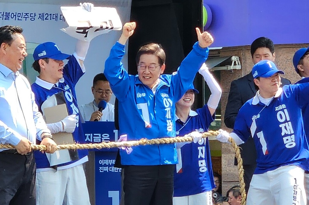 이재명 더불어민주당 대통령 후보가 25일 당진을 찾아 현안을 짚으며 대안을 제시했다. 김다소미 기자. 