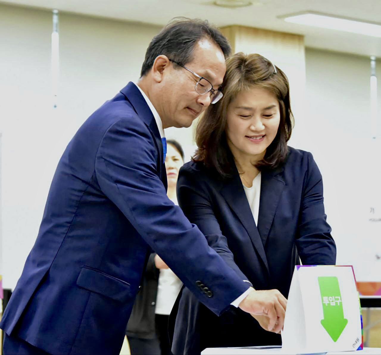 29일 사전 투표가 시작된 가운데 세종 지역 정치권이 사전 투표 참여를 적극 호소했다. /사진 제공=더불어민주당 세종시