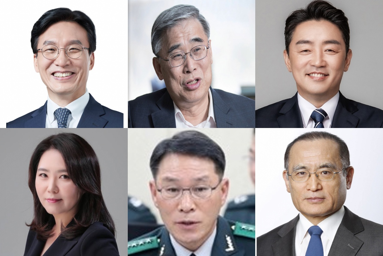 이재명 대통령이 4일 용산 대통령실 브리핑룸에서 첫 인선을 발표했다. (윗줄 왼쪽부터 시계방향)김민석 국무총리 후보자, 이종석 국정원장 후보자, 강훈식 비서실장, 위성락 안보실장, 황인권 경호처장, 강유정 대변인. 대통령실 제공 재편집.