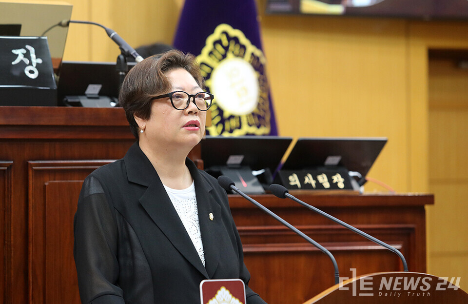 10일 열린 충남 서산시의회 '제306회 정례회 제1차 본회의'에서 5분 자유발언 중인 가선숙 의원. /서산시의회