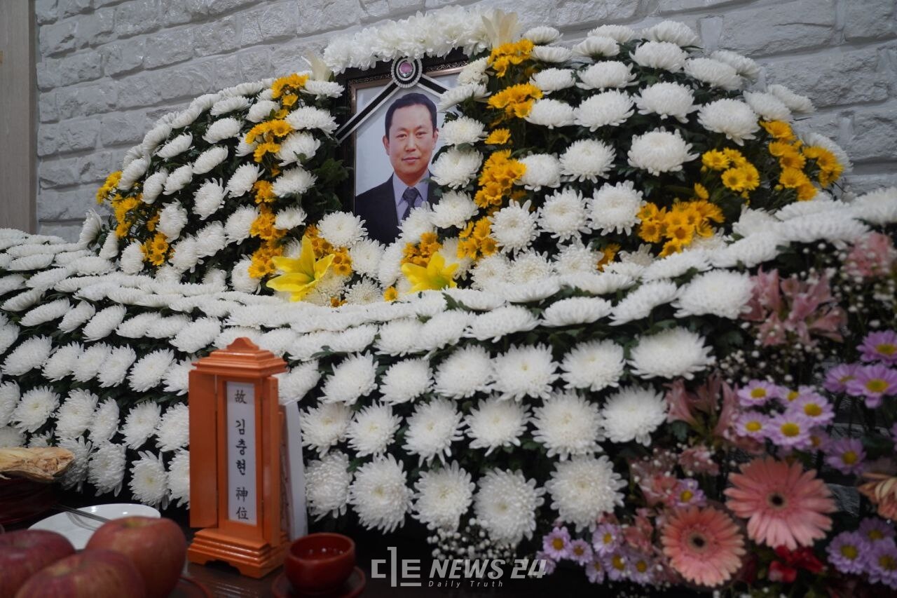 지난 2일 태안석탄화력발전소에서 숨진 故김충현 씨의 빈소 모습. 자료사진. 