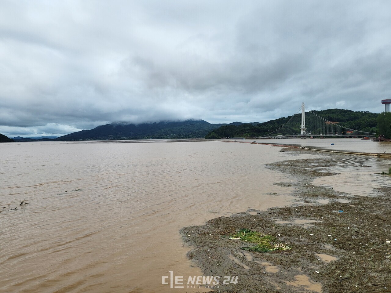 예당저수지가 기록적인 폭우로 저수율 8%를 초과했다. 김다소미 기자. 