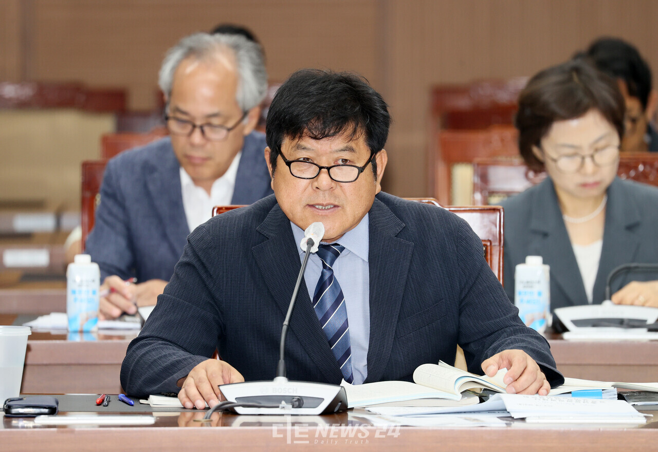 이기진 충남문화관광재단 대표이사 후보자. 충남도의회 제공. 