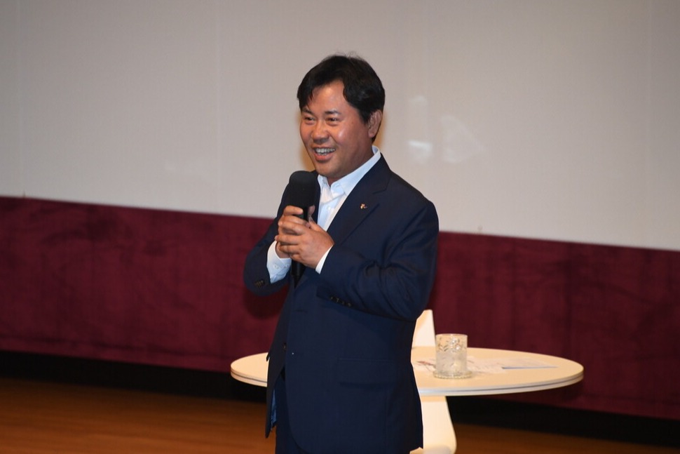 박정현 군수가 지난 5일 부여군에서 열린 청렴토크콘서트에서 발언하고 있다. 부여군제공. 