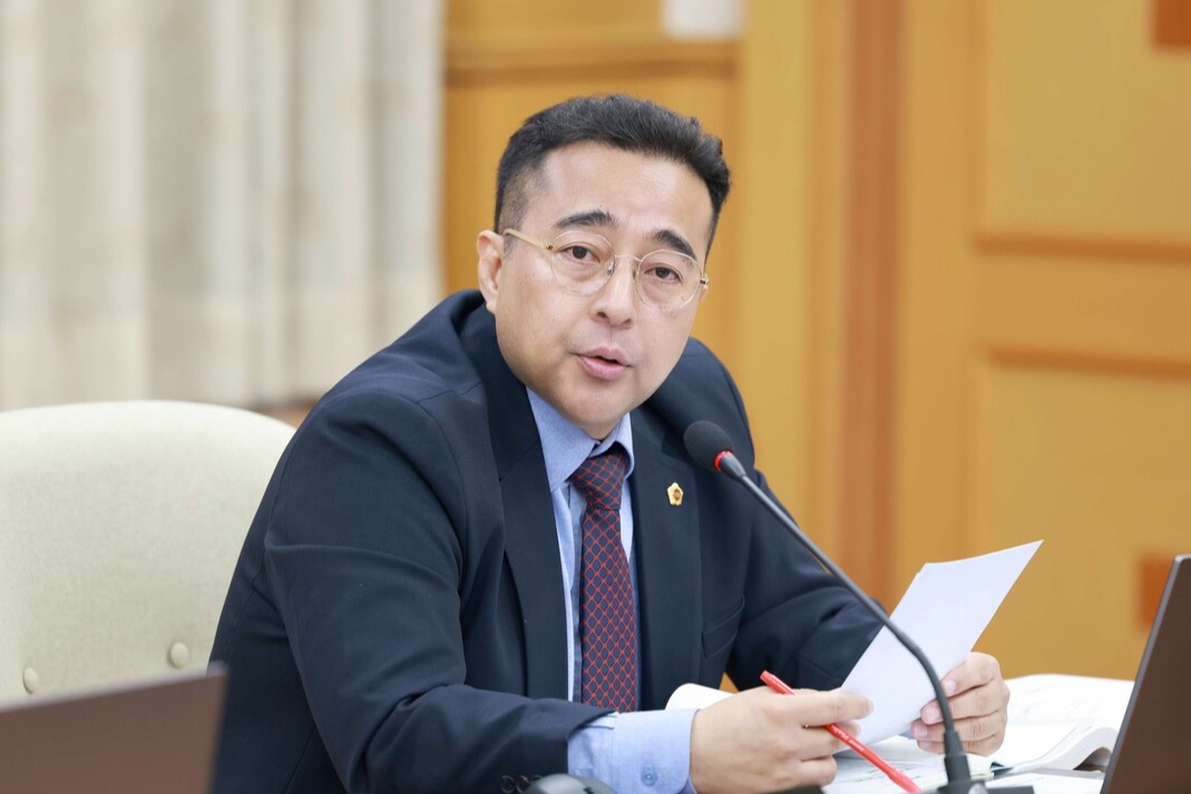 김영삼 대전시의원이 14일 산업건설위원회 소관 행정사무감사에서 대전교도소 이전을 이재명 정부에서 확정해야 한다고 촉구했다. 대전시의회 제공. 