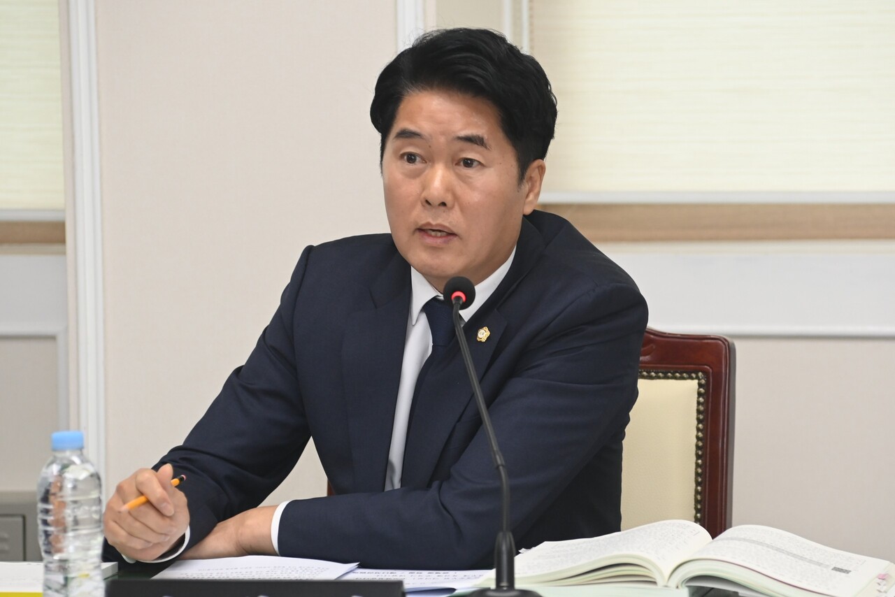 김기흥 대전 대덕구의원이 '대덕구 장애인 드론 교육훈련 지원 조례안'을 대표로 발의했다. 대덕구의회 제공.