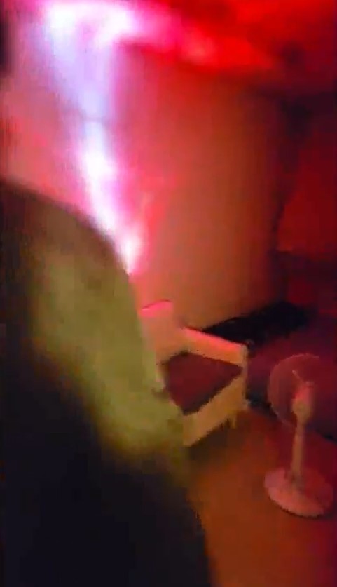 경찰은 지난 13일 이 오피스텔에서 성매매 현장을 급습했다. /강서경찰서