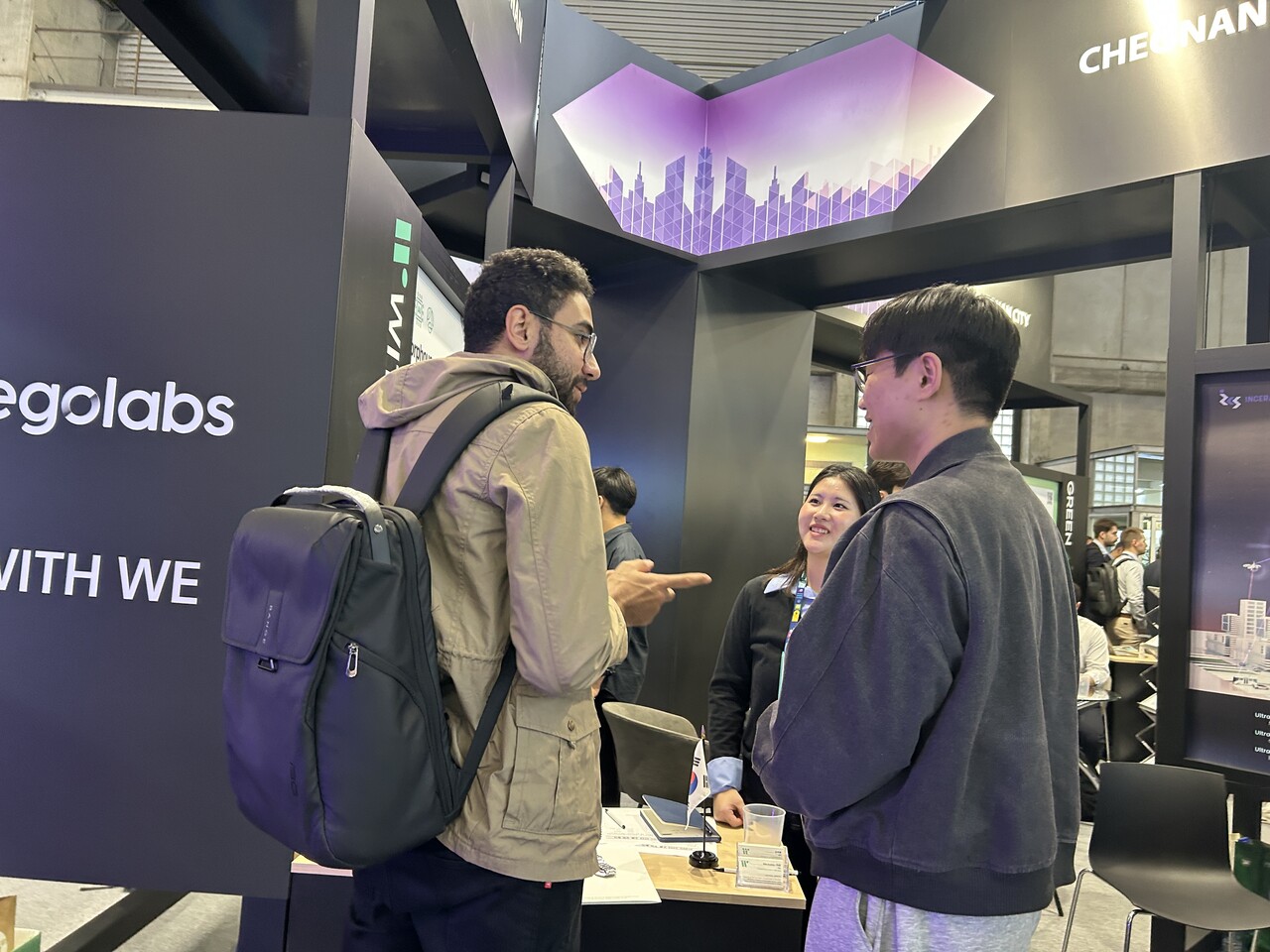 천안시는 스페인 바르셀로나에서 열린 ‘2025 스마트시티 엑스포 월드 콩그레스(SCEWC)’에서 ‘PRISM CITY 천안관’을 운영해 총 147건, 7726만 달러의 상담 실적을 거뒀다고 밝혔다. 천안시 제공