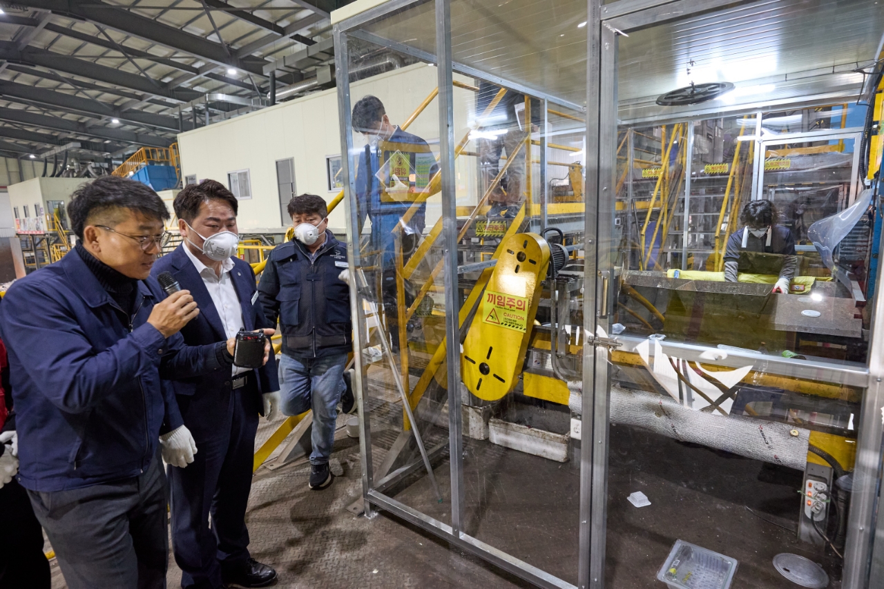 오세현 아산시장 자원회수센터 방문 모습. 아산시 제공