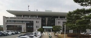 "로봇이 친구하고 AI가 안부 묻고"... 보령시 '고독사' 막는 3중 그물망